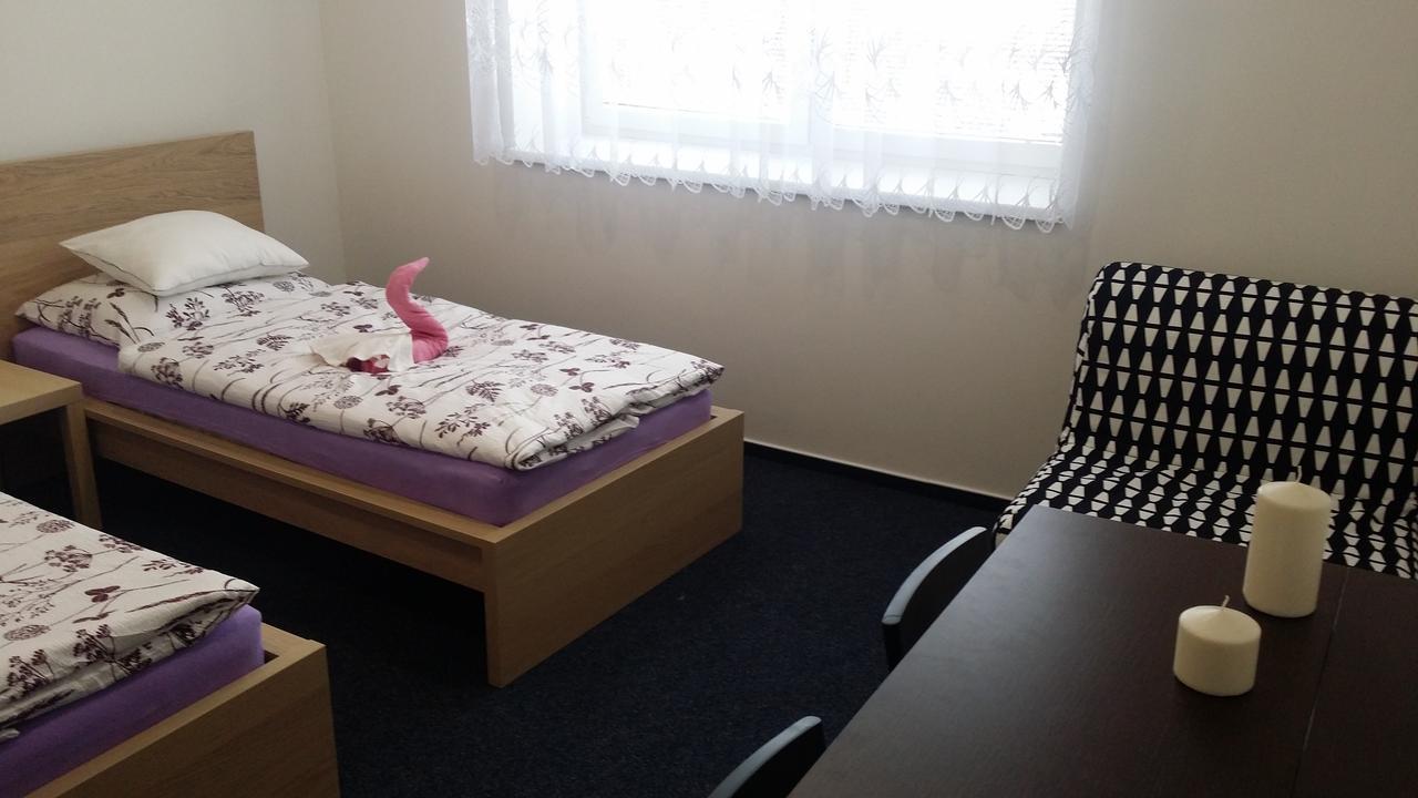 Ubytovani Nemcicky Zewnętrze zdjęcie