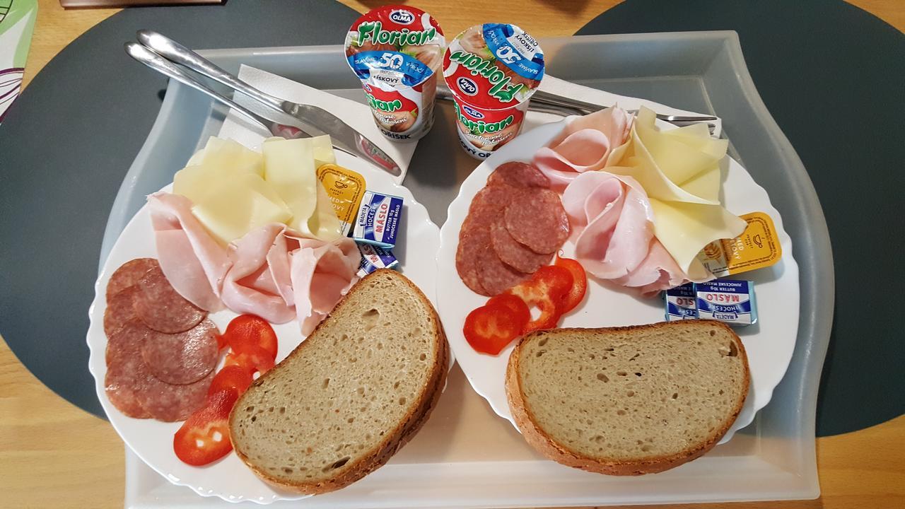 Ubytovani Nemcicky Zewnętrze zdjęcie